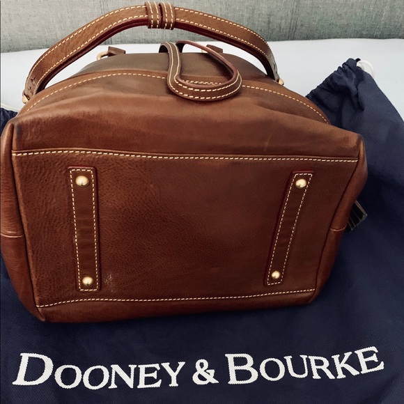Dooney and Bourke Bag - Picture 6 of 6